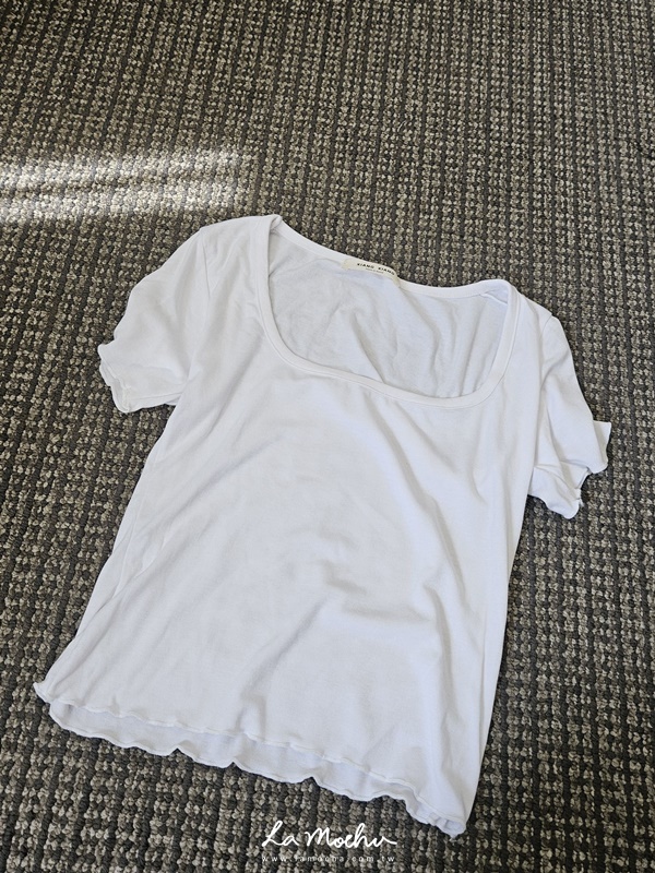 (限量商品)方領棉質單色上衣